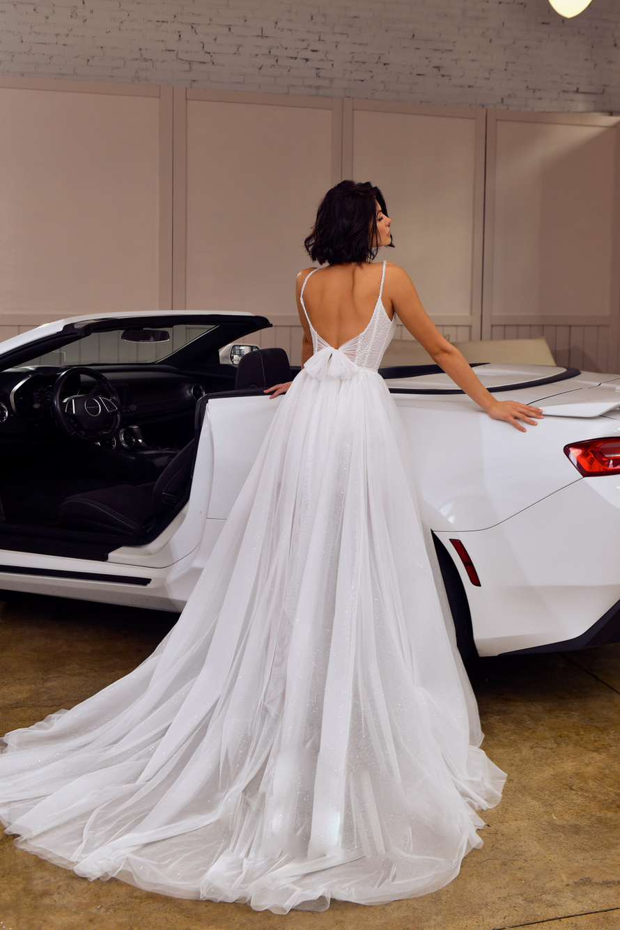 Купить свадебное платье «Синди» Инфанта из коллекции 2022 года в салоне «Мэри Трюфель»