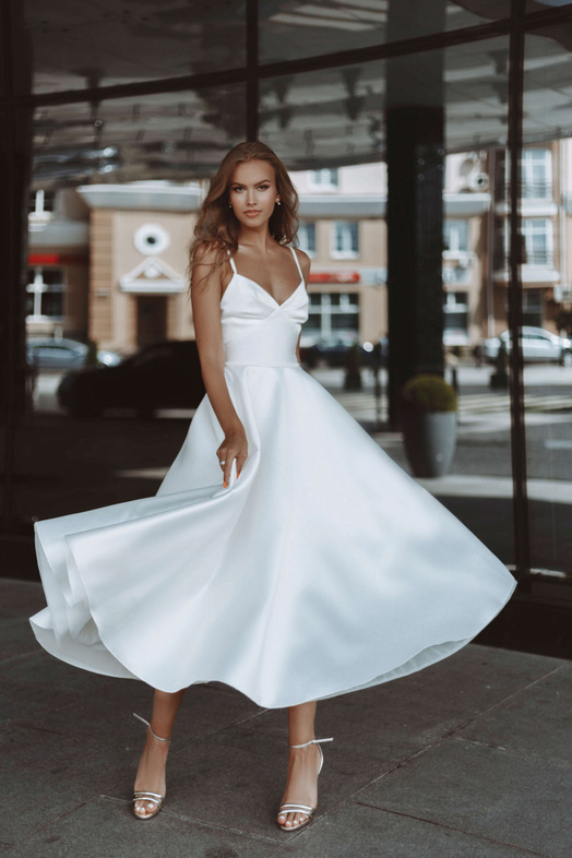 Купить короткое свадебное платье «Керри» Анже Этуаль из коллекции Леди Перл 2021 года в салоне «Мэри Трюфель»