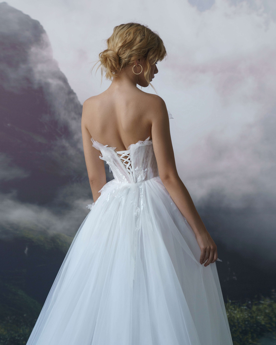 Купить свадебное платье «Селия» Бламмо Биамо из коллекции Сказка 2022 года в салоне «Мэри Трюфель»