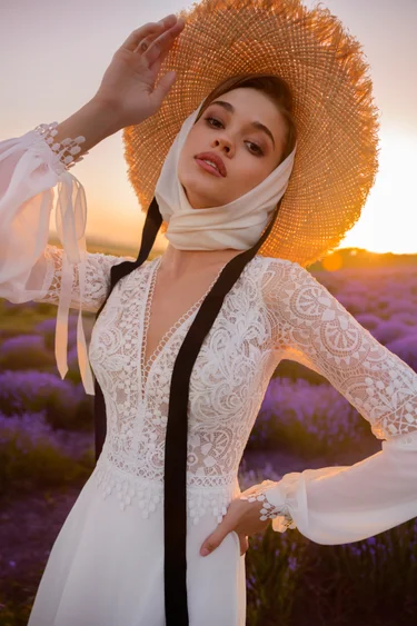 Купить свадебное платье «Аксия» Татьяна Каплун из коллекции Следуй зову сердца 2022 года в салоне «Мэри Трюфель» Аксия