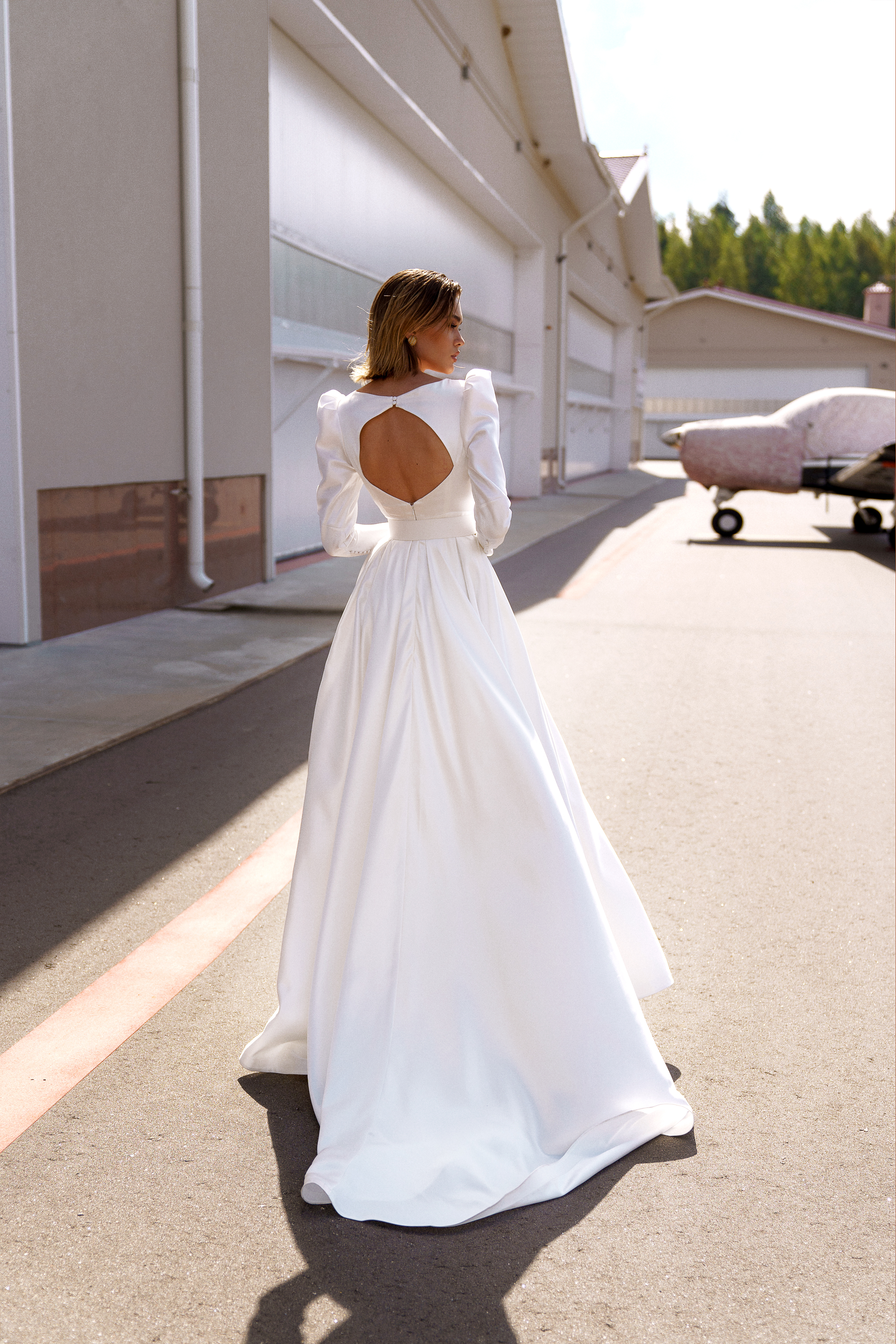 Купить свадебное платье «Лисбет» Натальи Романовой из коллекции 2021 в салоне «Мэри Трюфель»