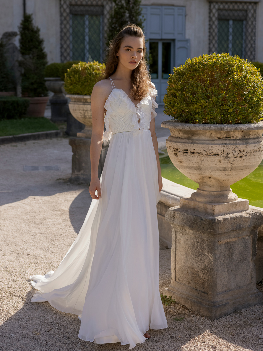 Купить свадебное платье «Перла» Бламмо Биамо из коллекции Гармония Любви 2023 года в салоне «Мэри Трюфель»