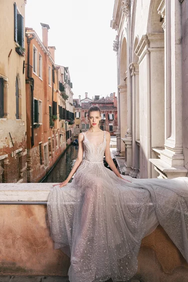 Купить свадебное платье «Линдиас» Рара Авис из коллекции Лакшери Коллекшен 2017 года в салоне свадебных платьев Линдиас