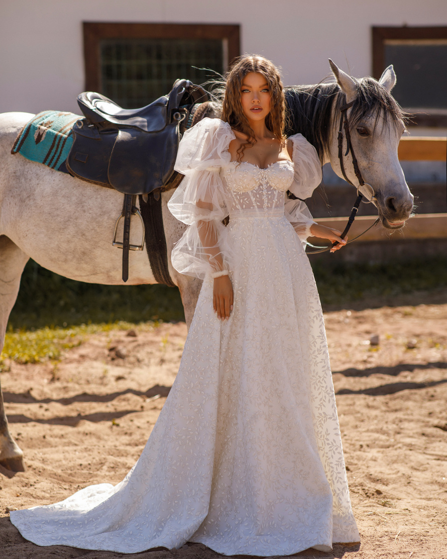 Купить свадебное платье «Варвара» Стрекоза из коллекции Любава 2023 года в салоне «Мэри Трюфель»
