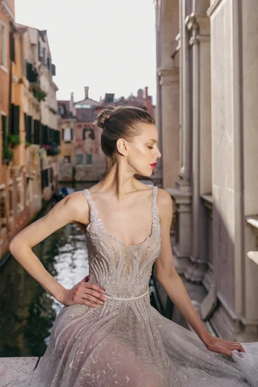 Купить свадебное платье «Линдиас» Рара Авис из коллекции Лакшери Коллекшен 2017 года в салоне свадебных платьев Линдиас