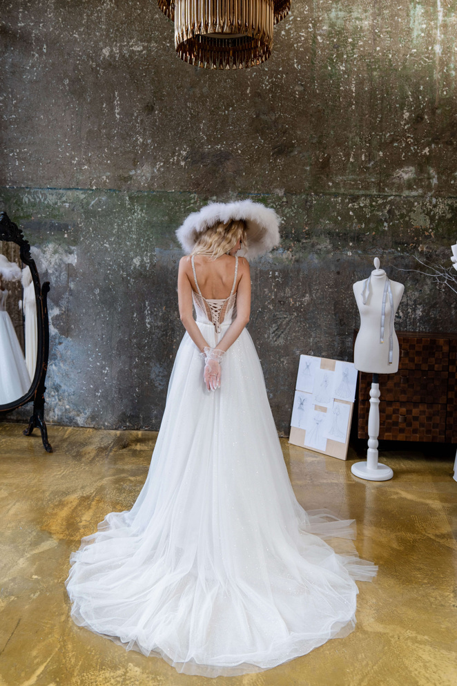 Купить свадебное платье «Лусилла» Анже Этуаль из коллекции Старлайт 2023 года в салоне «Мэри Трюфель»
