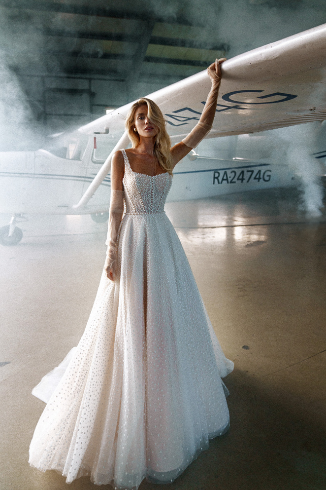 Купить свадебное платье «Аморе» Натальи Романовой из коллекции 2021 в салоне «Мэри Трюфель»