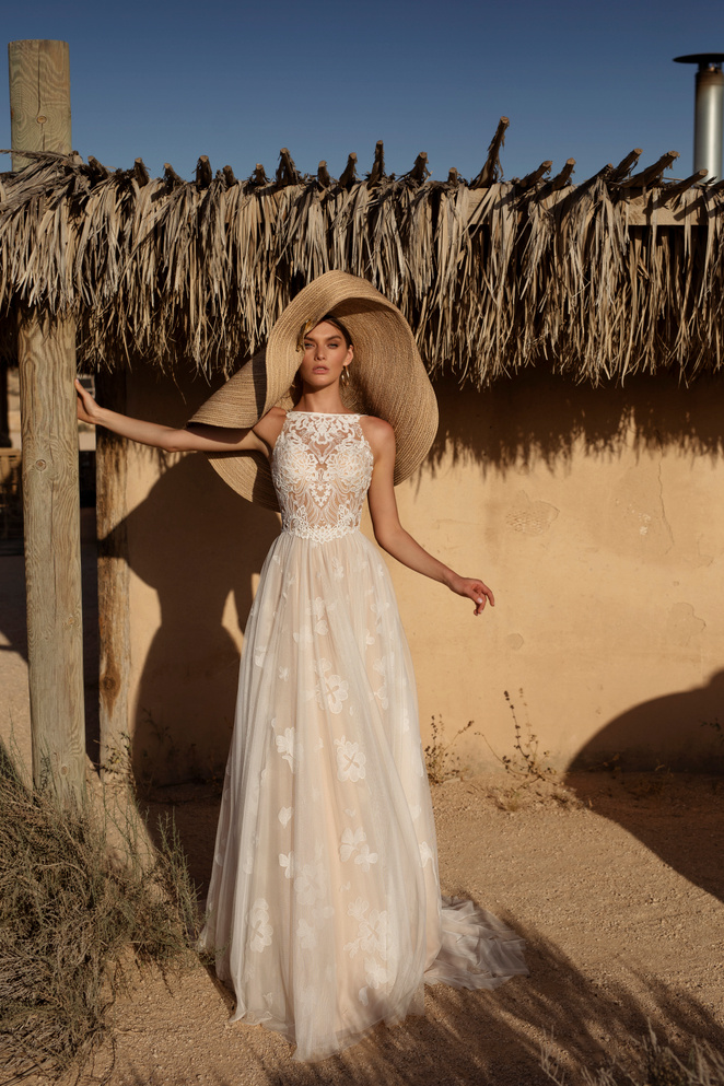Свадебное платье «Рами» Татьяны Каплун — купить в Краснодаре платье Рами  из коллекции «Страсть пустыни» 2020