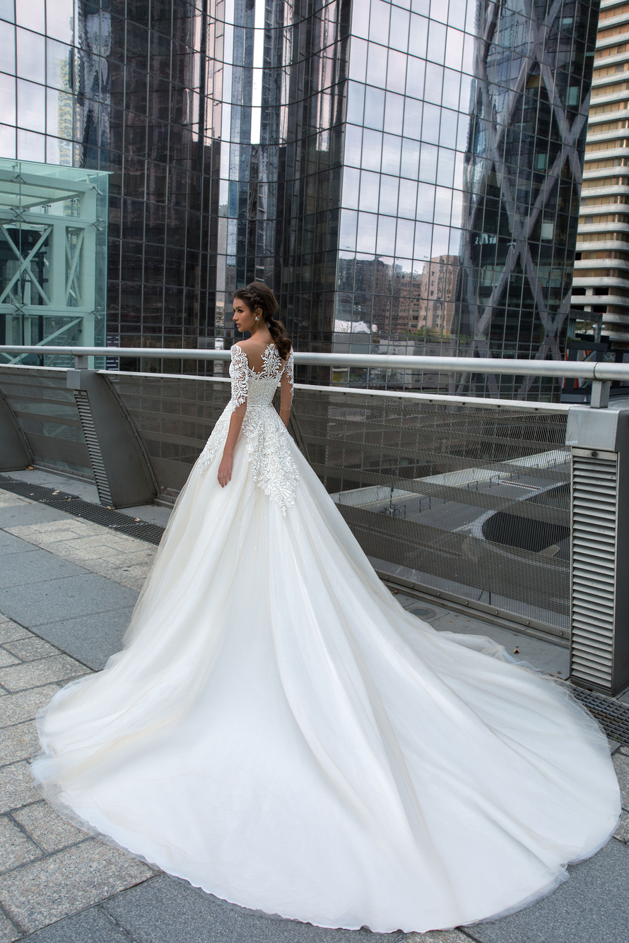 Купить свадебное платье «Регина» Кристал Дизайн из коллекции Париж 2019 в Краснодаре