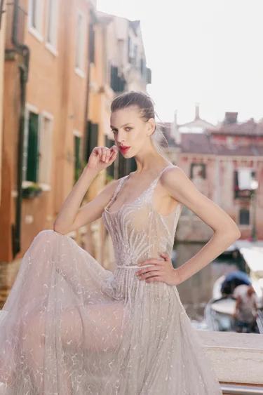 Купить свадебное платье «Линдиас» Рара Авис из коллекции Лакшери Коллекшен 2017 года в салоне свадебных платьев Линдиас