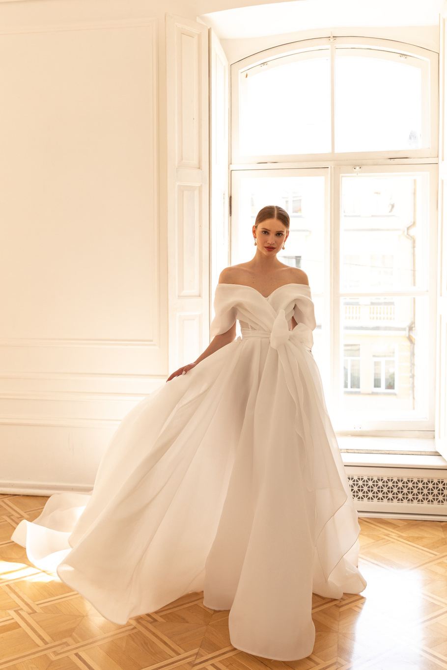 Купить свадебное платье «Дарлинг» Евы Лендел из коллекции 2022 в «Мэри Трюфель»