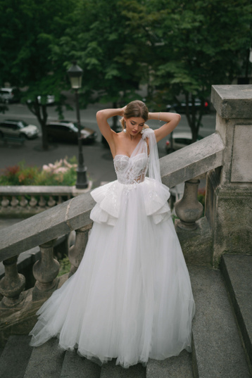 Купить свадебное платье «Сахар» Бламмо Биамо из коллекции Стелла Де Венера 2024 года в салоне «Мэри Трюфель»