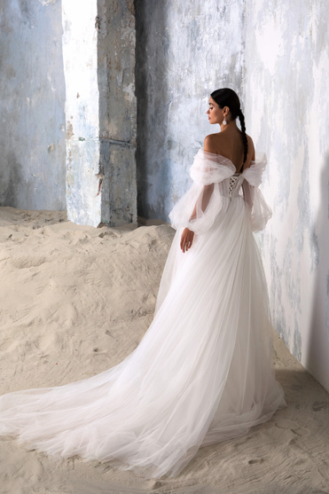 Купить свадебное платье «Клоди» Секрет Споса из коллекции Блеск 2022 года в салоне «Мэри Трюфель»