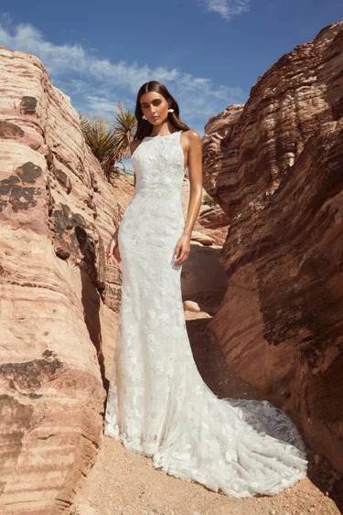 Buy wedding dress «LP2424» La Perle from the collection of 2024 in the boutique “Mary Trufel” LP2424
