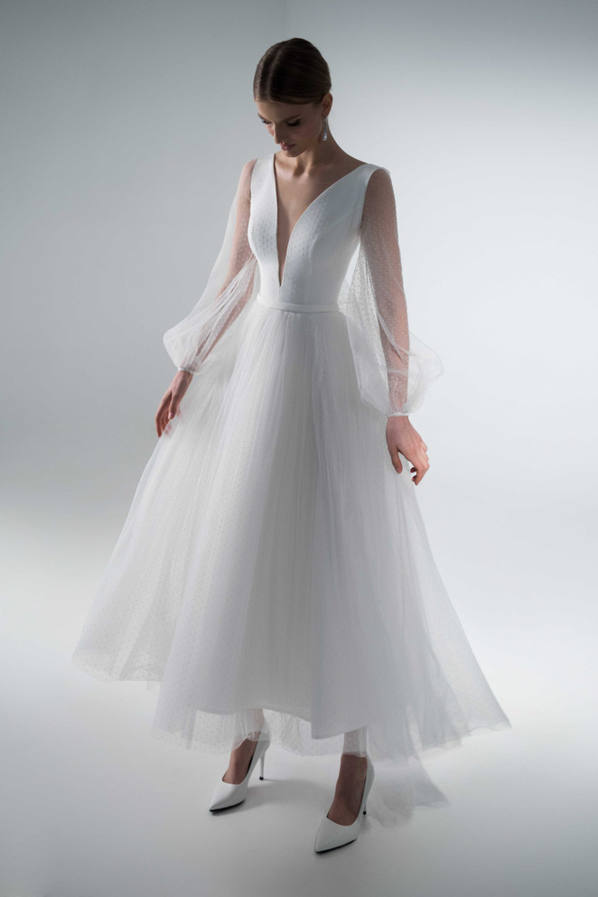 Свадебное платье «Фалена» Strekkoza — купить в Краснодаре платье Фалена из Nuvole Nella Sabbia Стреккоза 2020