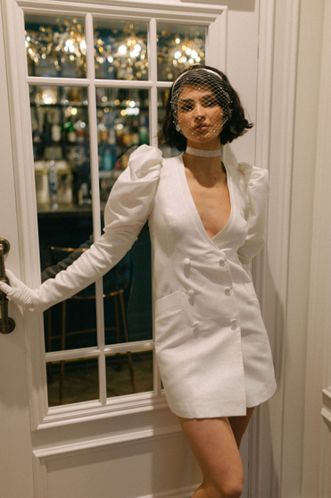 Купить свадебное платье «Нева» Рара Авис из коллекции Трилогия Любви 2022 года в салоне «Мэри Трюфель»