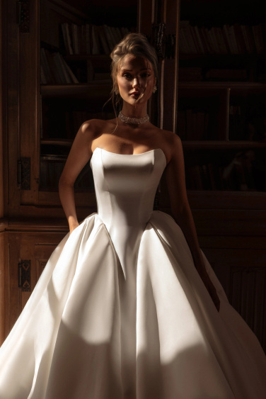Elegant wedding dresses