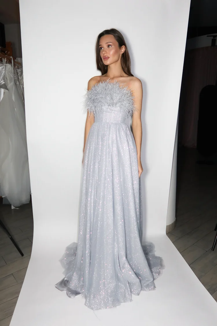 Купить вечернее платье из вечерней коллекции 2025 в салоне «Мэри Трюфель» Арт.500-25