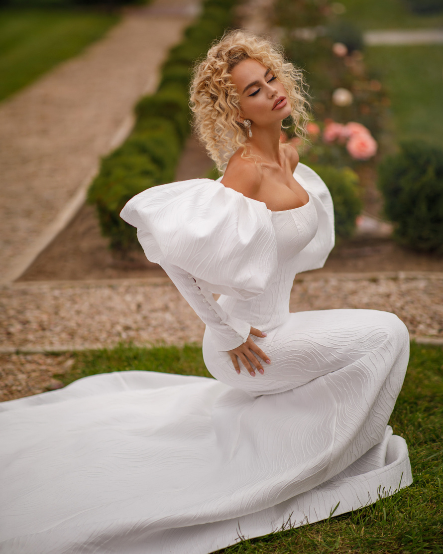 Купить свадебное платье «Амадеос» Стрекоза из коллекции Версаль 2022 года в салоне «Мэри Трюфель»