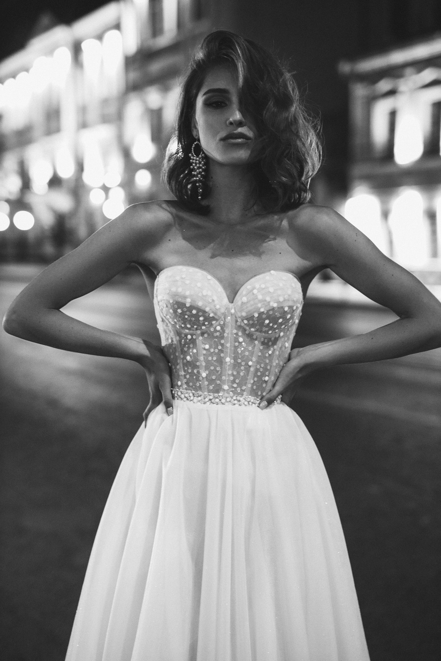 Купить свадебное платье «Берлин» Анна Кузнецова из коллекции Биг Сити Лав 2021 года в салоне «Мэри Трюфель»