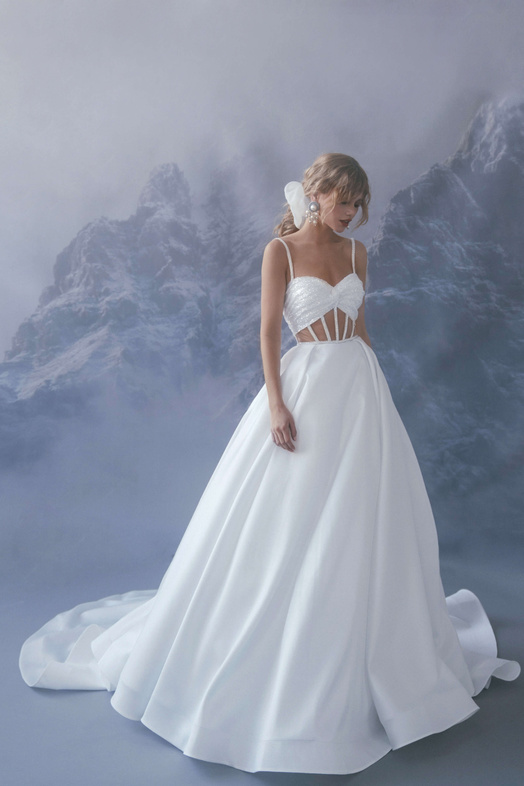 Купить свадебное платье «Дороте» Бламмо Биамо из коллекции Сказка 2022 года в салоне «Мэри Трюфель»