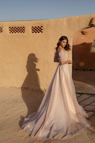 Купить свадебное платье «Эжения» Татьяны Каплун из коллекции «Десерт Пешн 2020» в салоне свадебных платьев Эжения