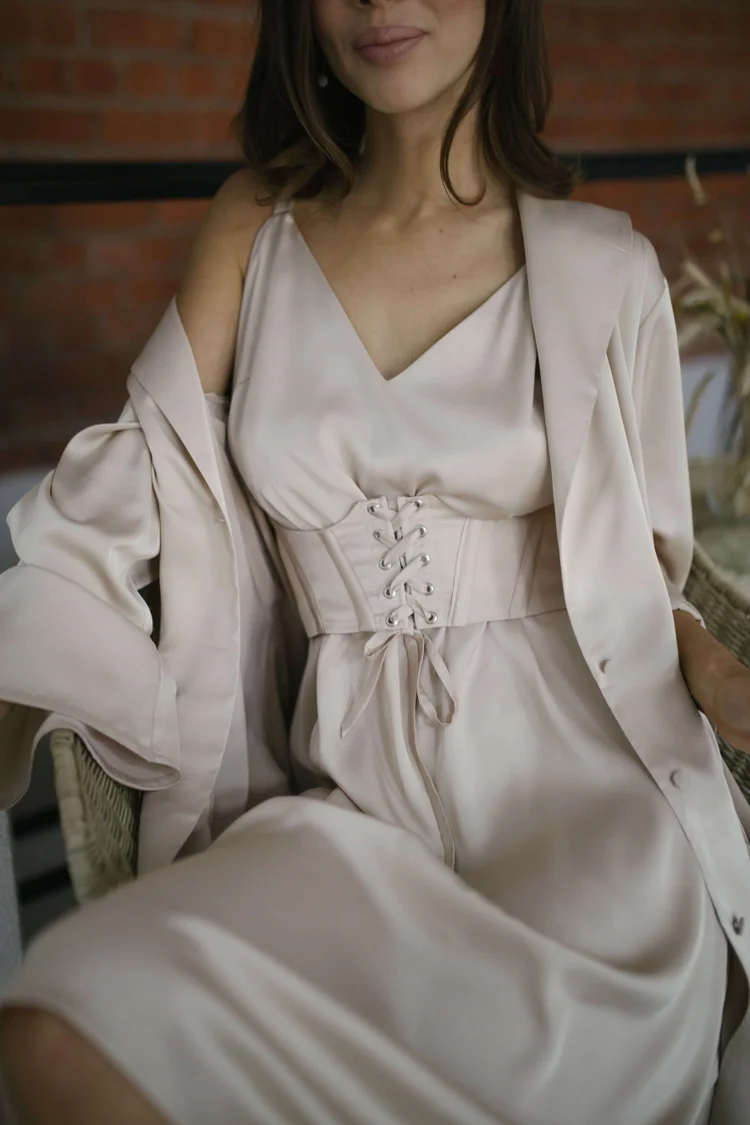 Купить белье для утра невесты «Лео» Рара Авис из коллекции Экзотик 2022 года в салоне «Мэри Трюфель» Лео