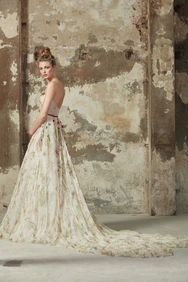 Купить свадебное платье «Лили» Рара Авис из коллекции Флорал Парадайз 2018 года в интернет-магазине «Мэри Трюфель»