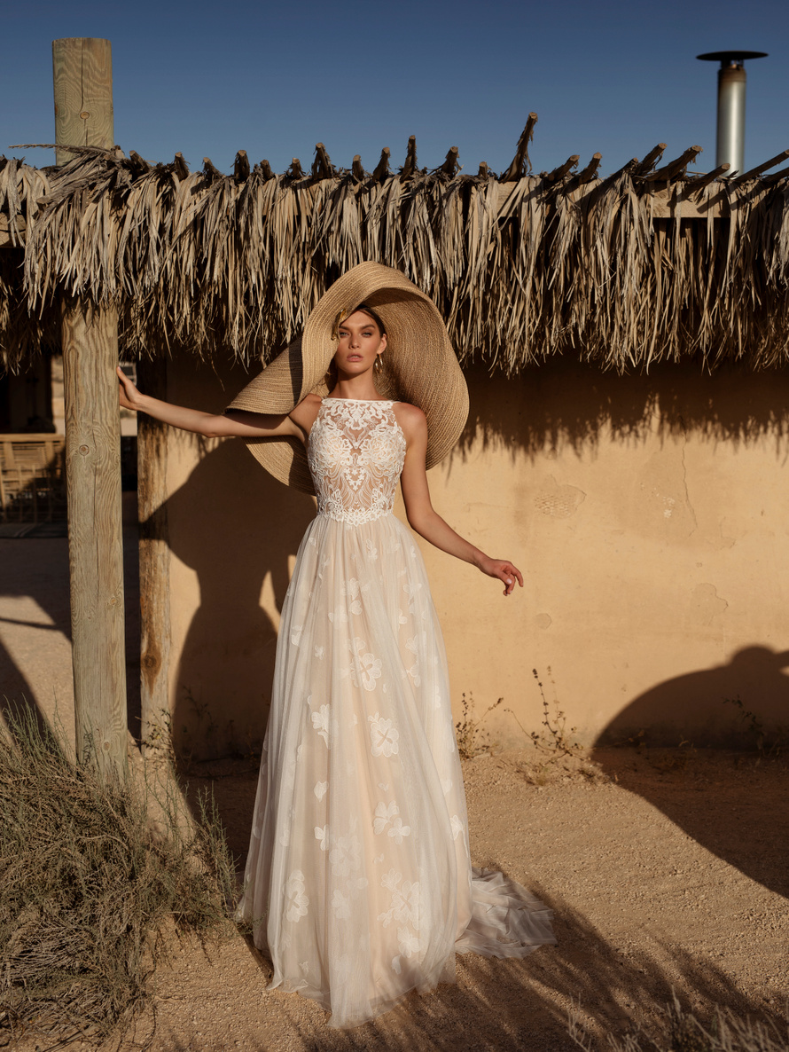 Свадебное платье «Рами» Татьяны Каплун — купить в Краснодаре платье Рами  из коллекции «Страсть пустыни» 2020