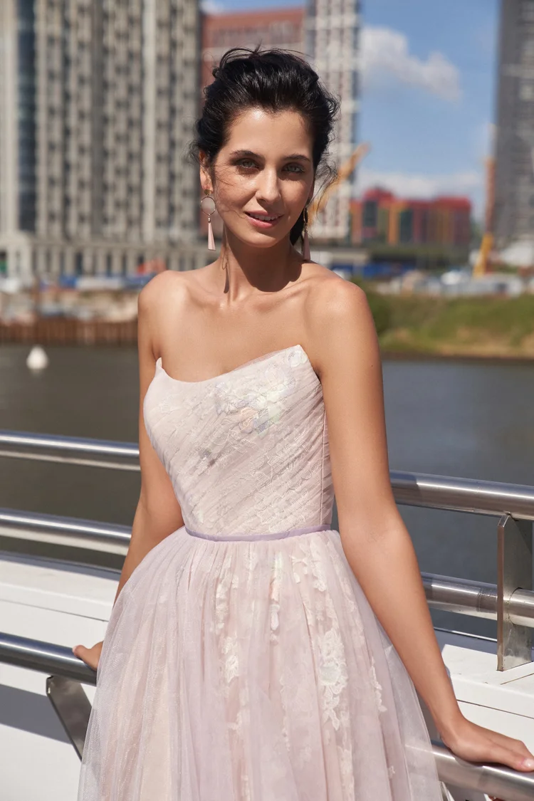 Купить вечернее платье «Сэтта» Кукла из коллекции Атмосфера Города 2024 года в салоне «Мэри Трюфель» Сэтта