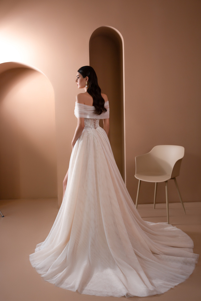 Купить свадебное платье Каванна Армония из коллекции 2021 года в салоне «Мэри Трюфель»