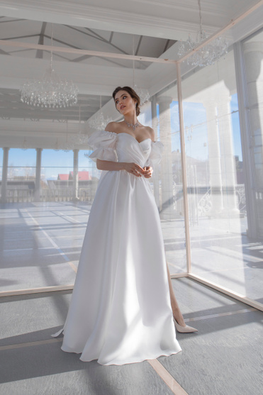Свадебное платье "Диана"  AVE— купить в Краснодаре костюм Диана в Мэри Трюфель из коллекции 2022