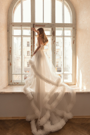 Купить свадебное платье «Претти» Евы Лендел из коллекции 2022 в «Мэри Трюфель»