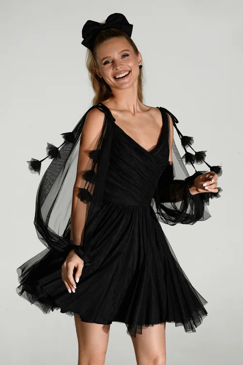 Купить вечернее платье «Митта» из вечерней коллекции 2025 в салоне «Мэри Трюфель» Митта