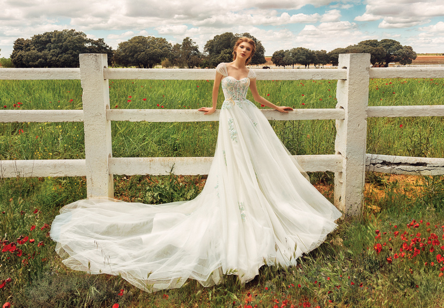 Купить свадебное платье «Лэйва» Татьяны Каплун из коллекции «Вайлд Винд 2019» в интернет-магазине