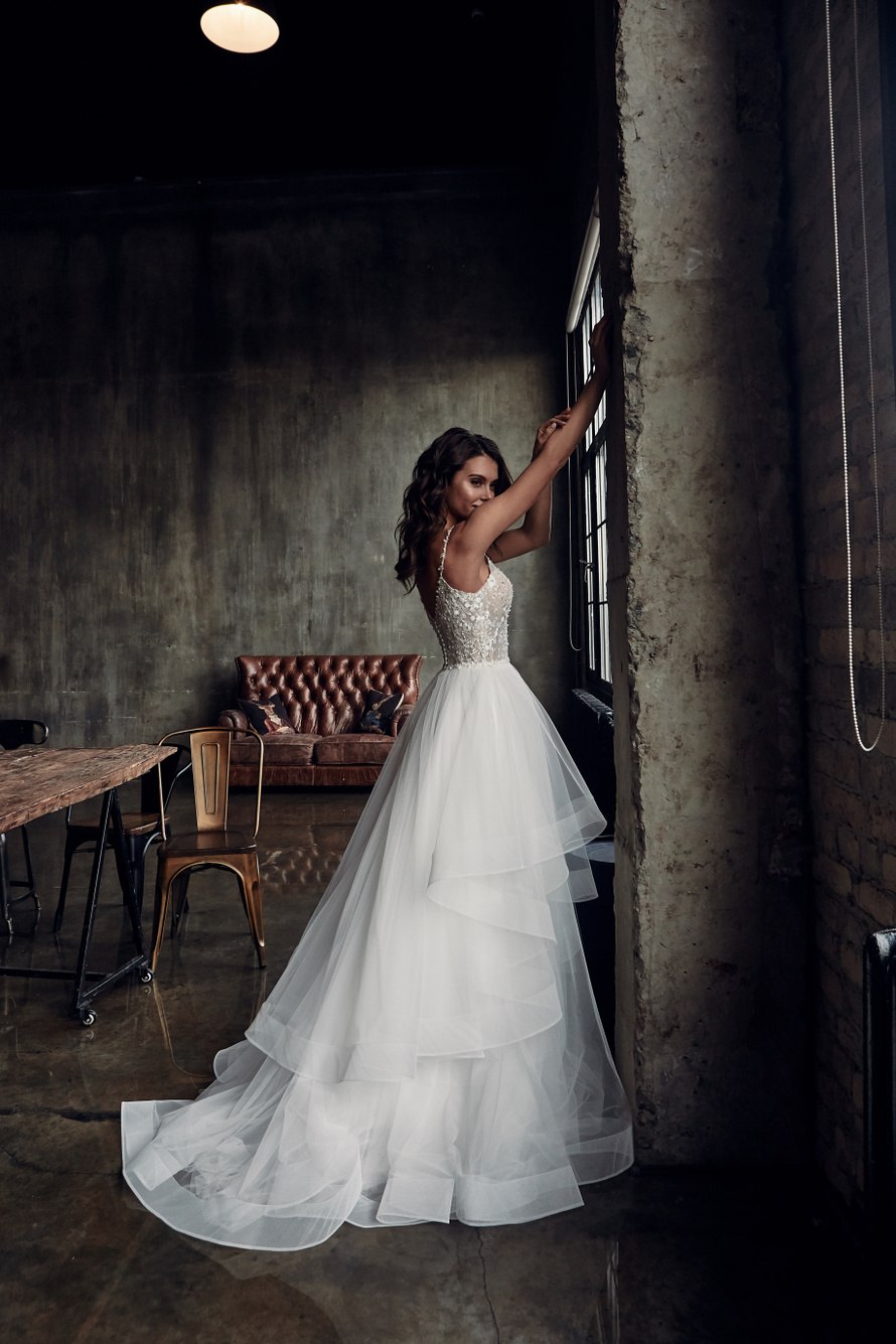 Купить свадебное платье «Тэмми» Натальи Романовой из коллекции 2020 в салоне «Мэри Трюфель»