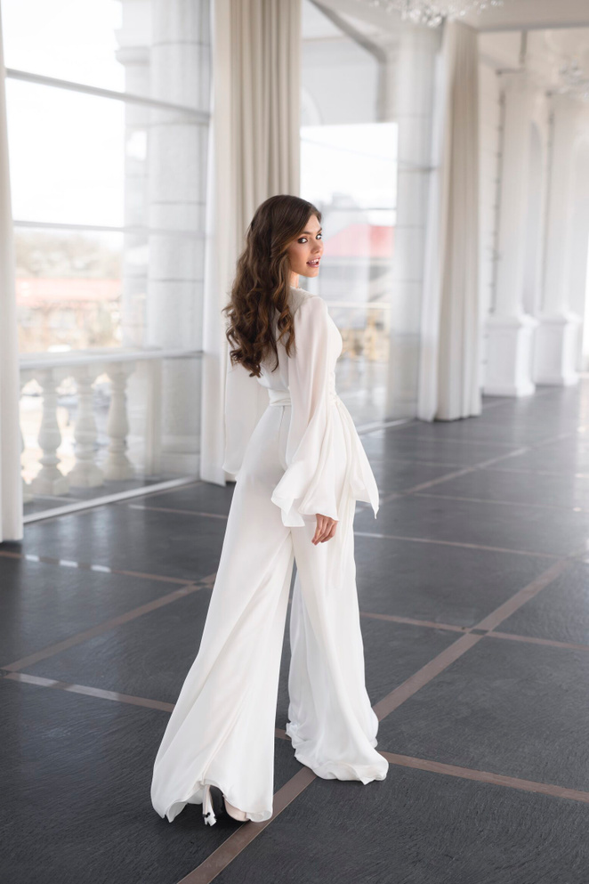 Купить свадебное платье Лаура Эйв из коллекции До луны и обратно 2022 года в салоне «Мэри Трюфель»