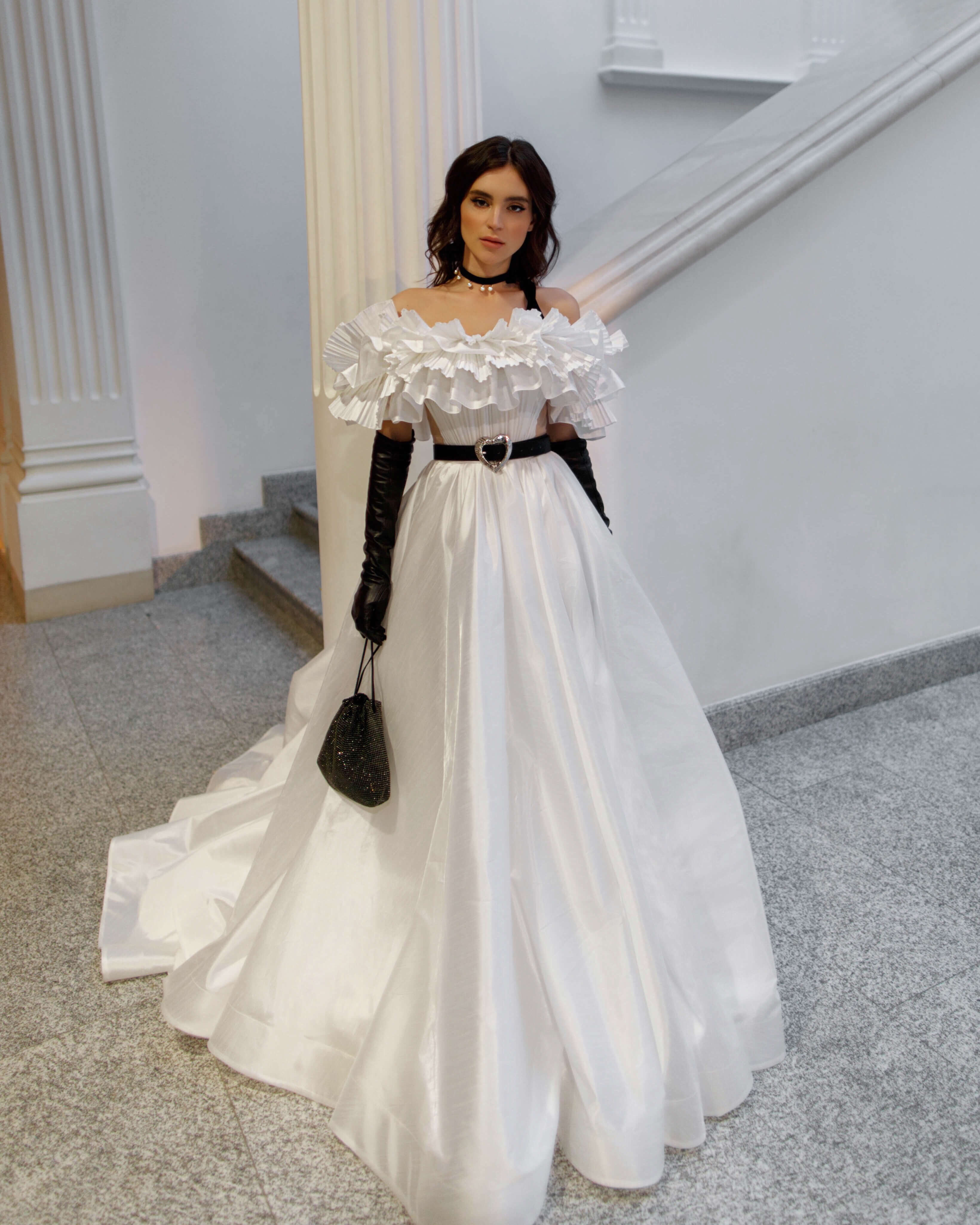 Купить свадебное платье «Мнема» Рара Авис из коллекции Трилогия Любви 2022 года в салоне «Мэри Трюфель»