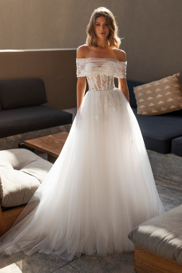 Buy Monty Natalia Romanova's wedding dress from the 2024 collection at the Mary Trufel boutique