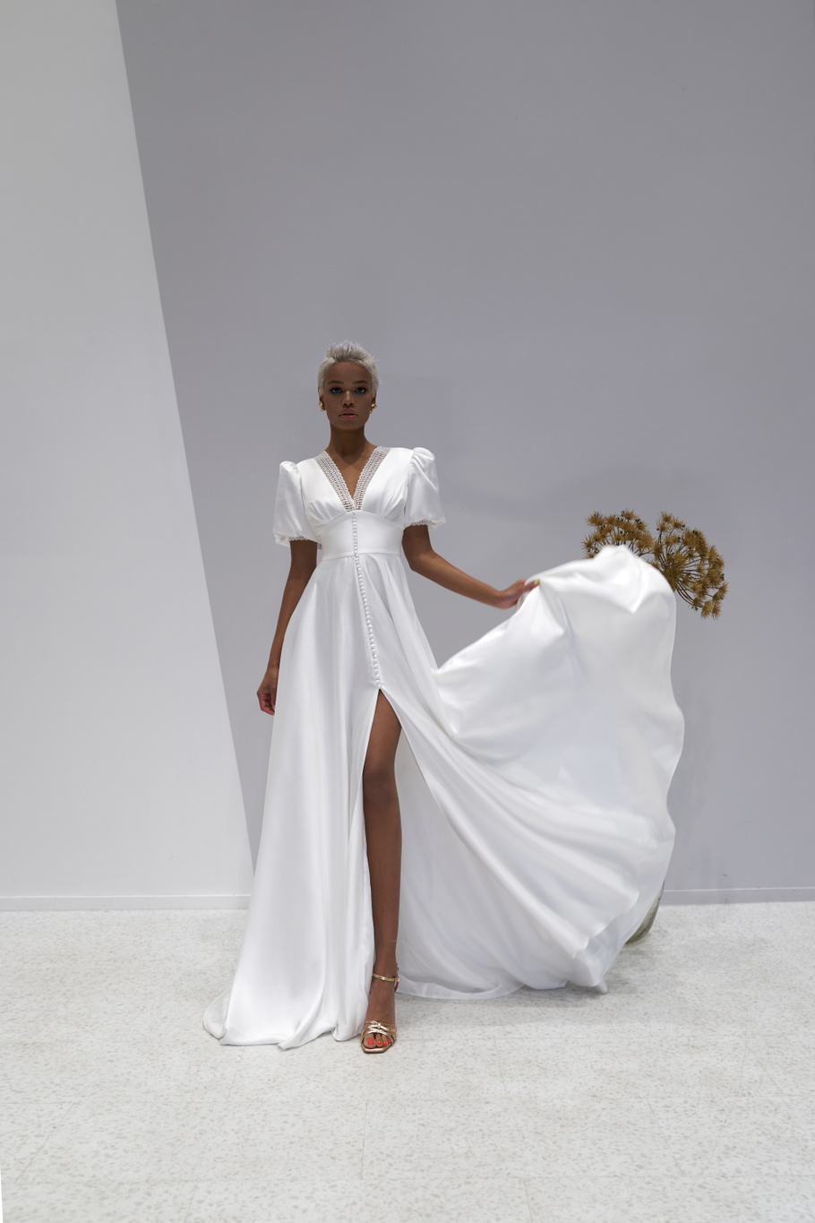 Свадебное платье «Орандж» Марта — купить в Ярославле платье Орандж из коллекции 2021 года