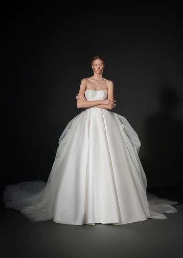 Buy wedding dress «Flore» Vera Wong from the collection of 2025 in the boutique “Mary Trufel”