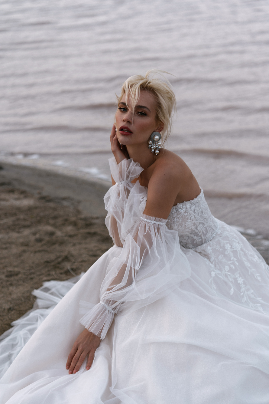 Купить свадебное платье «Вайолет» Наталья Романова из коллекции Блаш 2022 года в салоне «Мэри Трюфель»