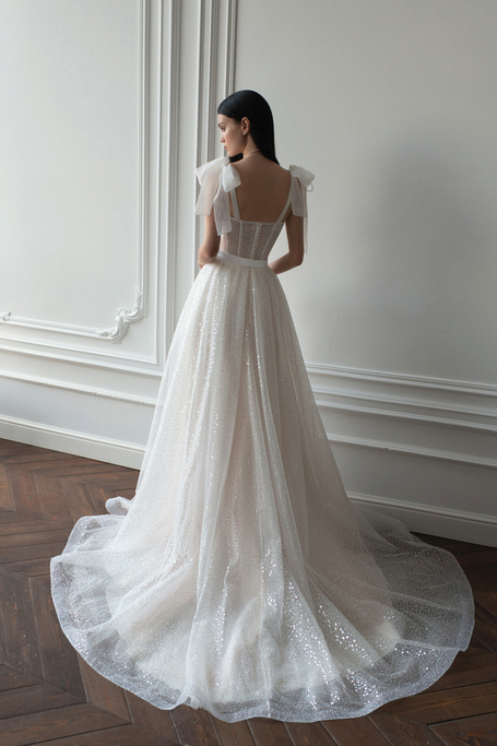 Купить свадебное платье «Милития» Татьяна Каплун из коллекции 2022 года в салоне «Мэри Трюфель»
