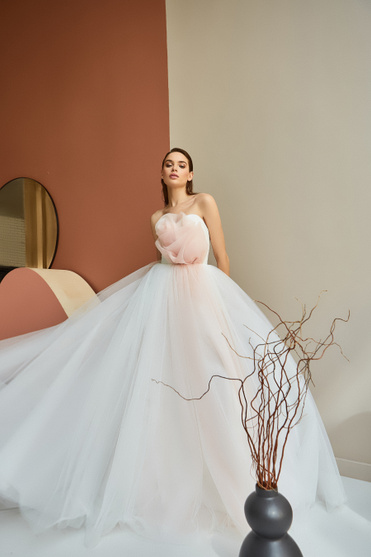 Свадебное платье «Санфия» Мэрри Марк  — купить в Краснодаре платье Санфия из коллекции «Инспирейшн» 2021