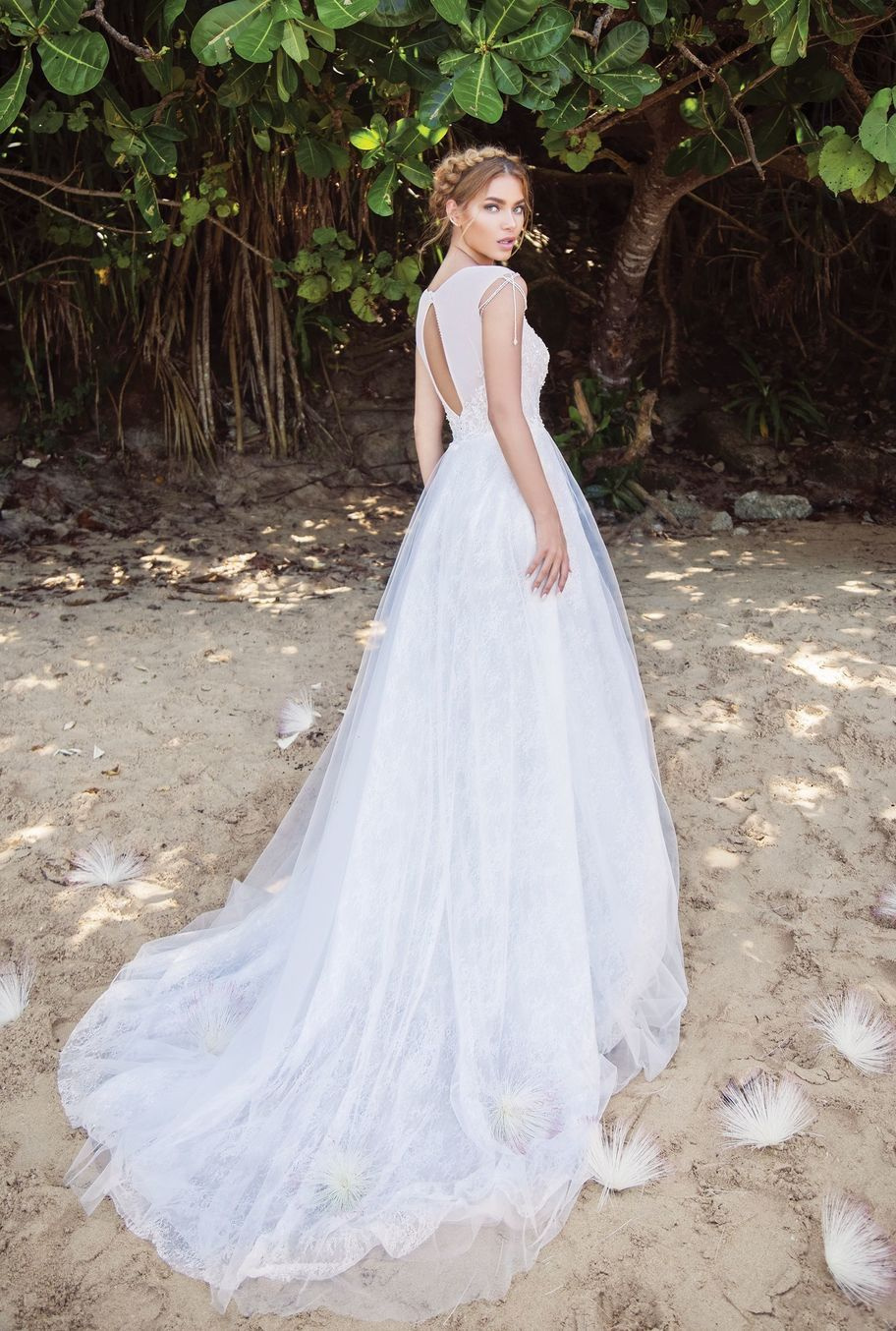 Купить свадебное платье «Амия» Ланеста из коллекции 2018 года в интернет-магазине «Мэри Трюфель»