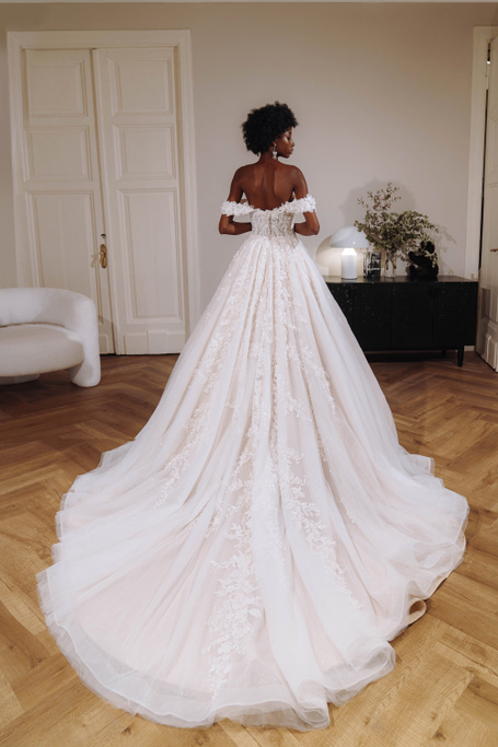 Купить свадебное платье «Элинор» Патрисия Кутюр из коллекции 2023 года в салоне «Мэри Трюфель»