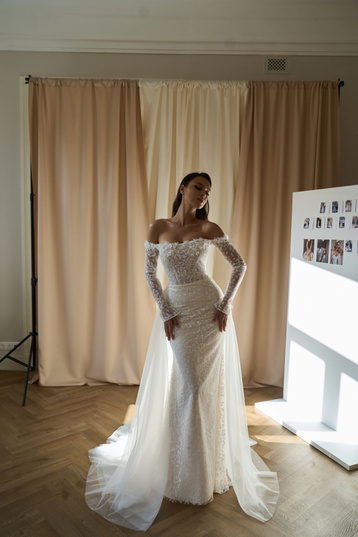 Купить свадебное платье «Луния» Сониа Солей Эир из коллекции 2024 года в салоне «Мэри Трюфель»