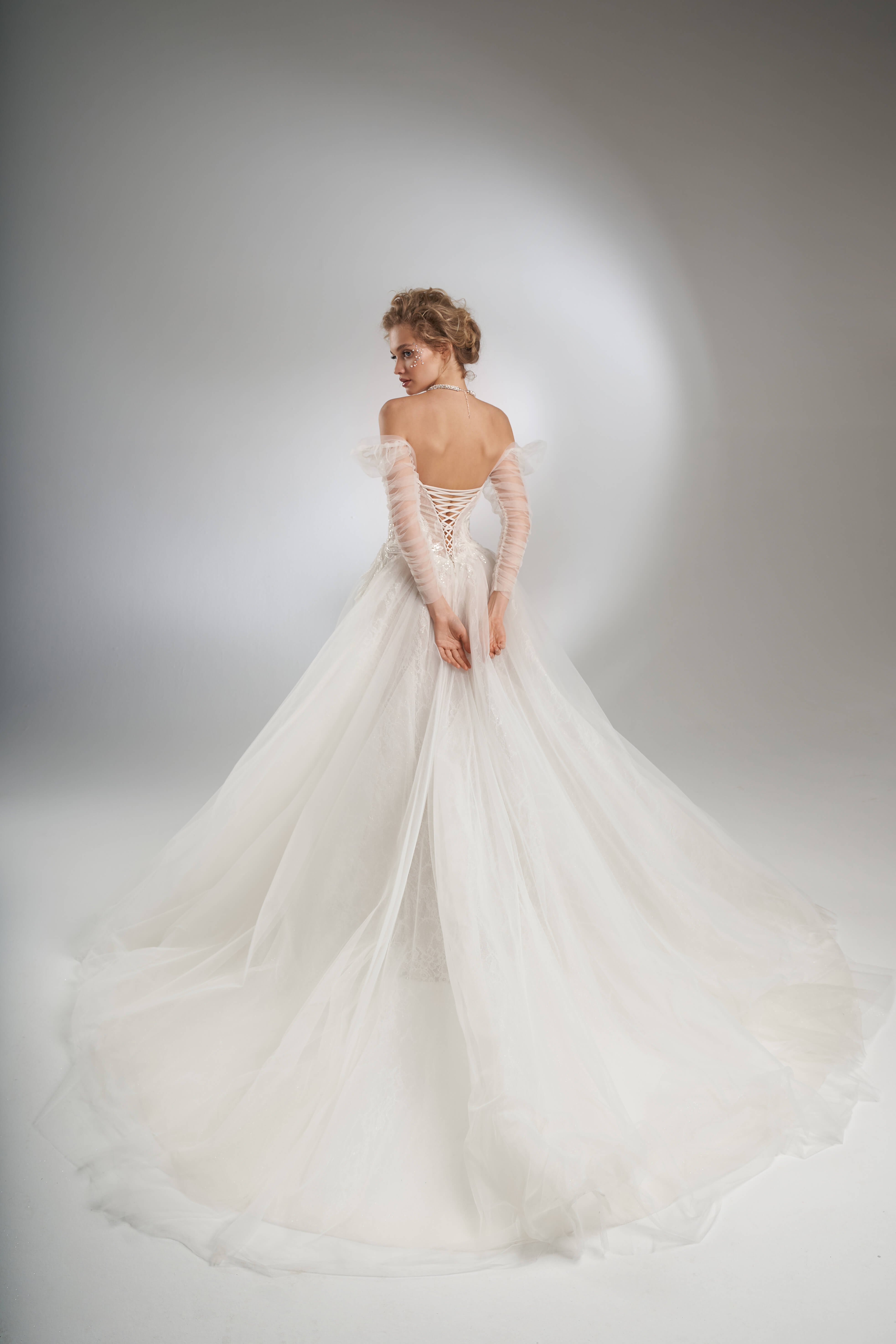 Купить свадебное платье «Сеул» Анже Этуаль из коллекции Влюбиться 2022 года в салоне «Мэри Трюфель»