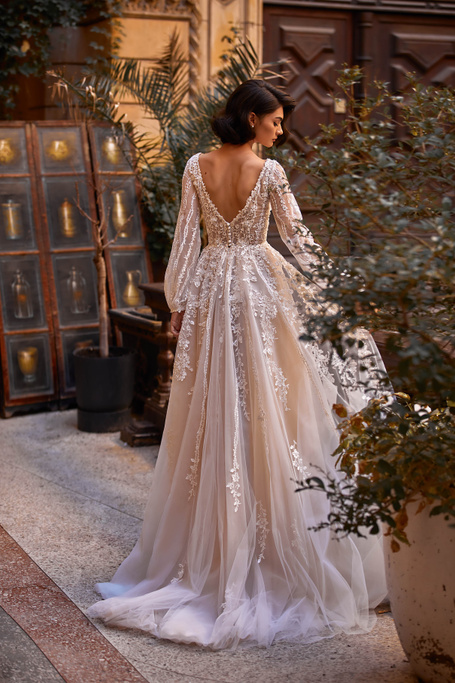 Купить свадебное платье «Лайт Кисс» Дарья Карлози из коллекции 2021 года в салоне «Мэри Трюфель»