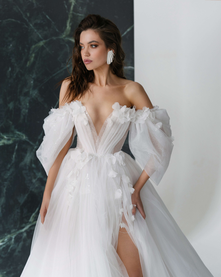 Свадебное платье «Мелисса» Рара Авис — купить в Москвае платье Мелисса из коллекции "Галактика"2022